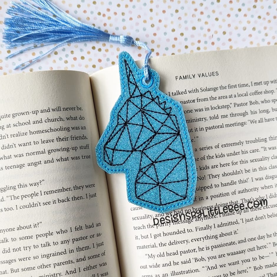Bookish Mystery Bag Includes 2 Magnetic Bookmarks & 2 Bookish Die Cut  Stickers LIMITED QTY for Book Lovers, Bookish Gift, Blind Bag - Etsy