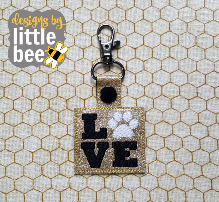 Paw Print Love Snap Tab