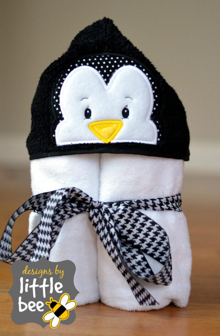 Penguin Hooded Towel / Edge Peeker Applique