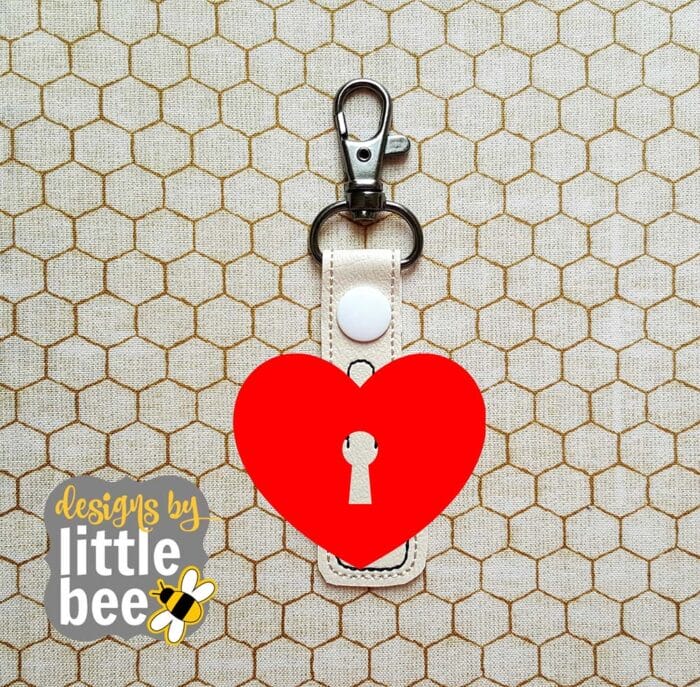 Mature - Middle Finger Emoji Snap Tab 02 17 2017