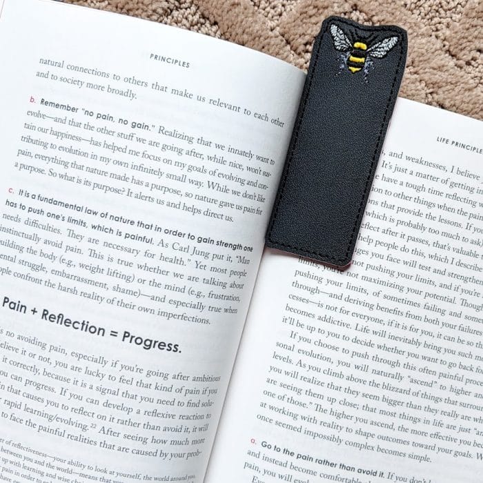 Bee Bookmark - October 2018
