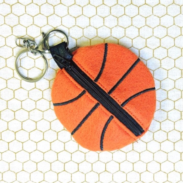 Basketball - Fully Lined ITH Zipper Bag