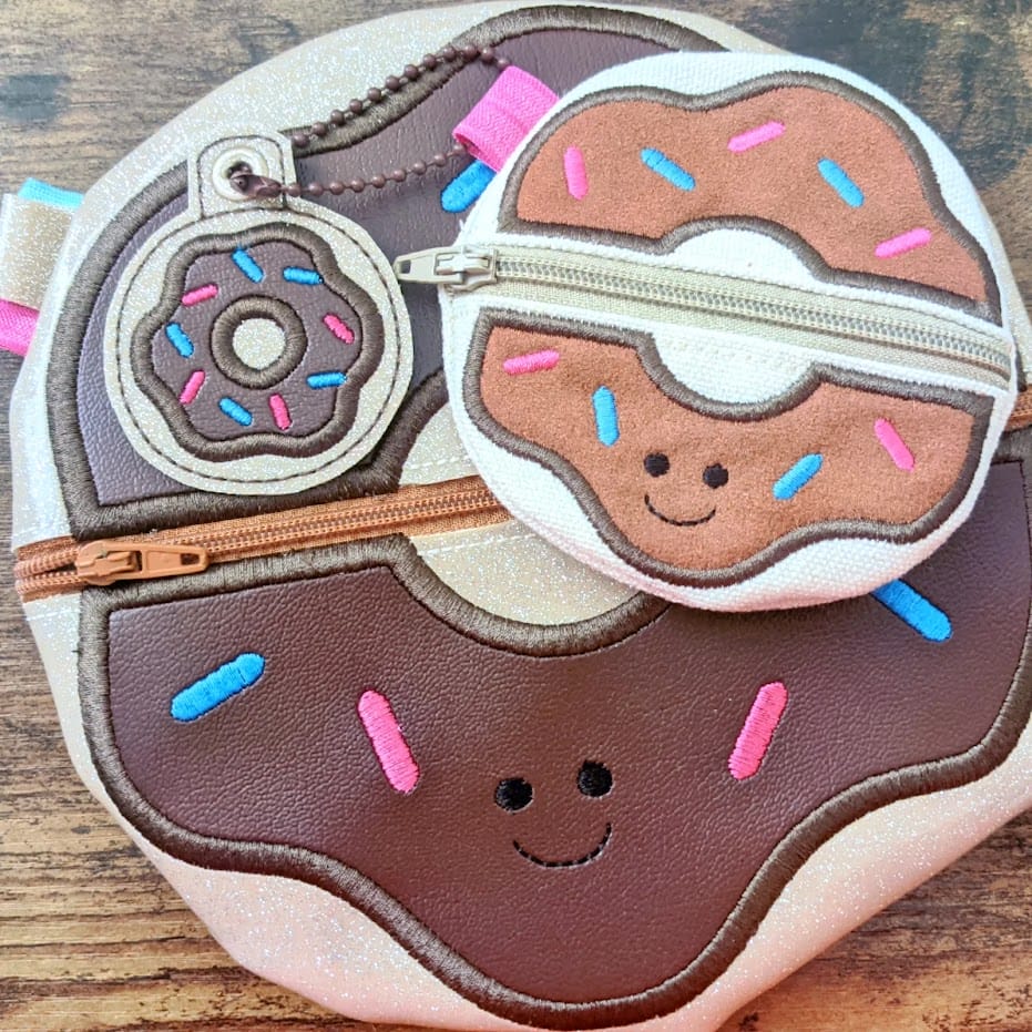 Donut Zipper Bag - Designs by Little Bee, image size:931x931