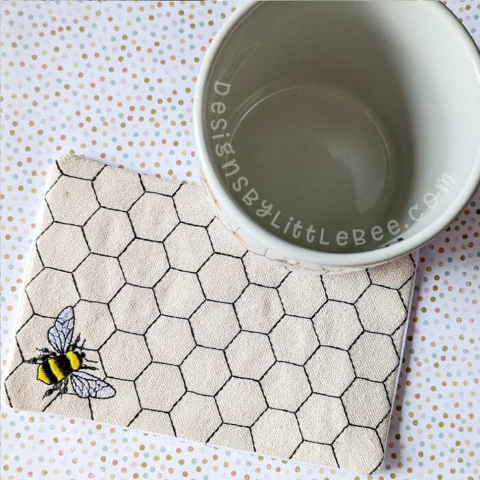 Honeycomb & Bee Mug Rug