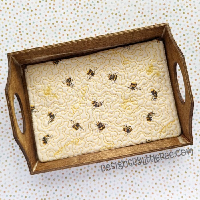 Stippled Mug Rug
