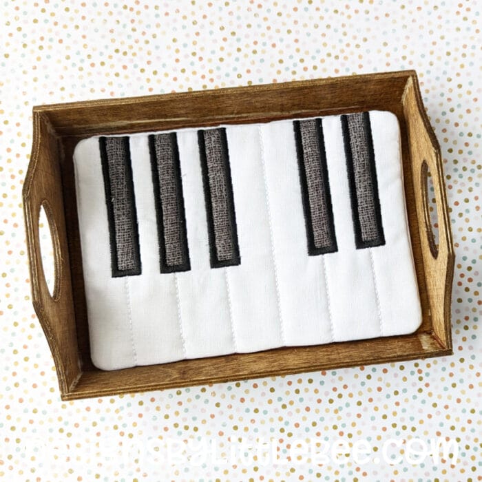 Piano Mug Rug