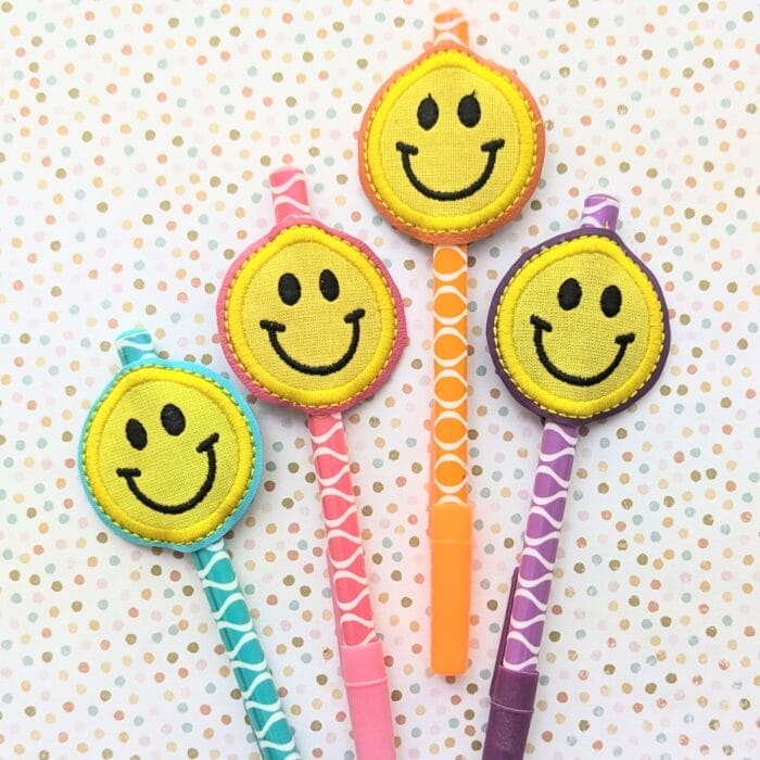 Smile Feltie and Pen / Pencil Hugger